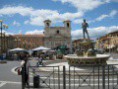 /album/galeria-de-fotos-abruzzo/a120px-laquila-piazza-duomo-jpg1/